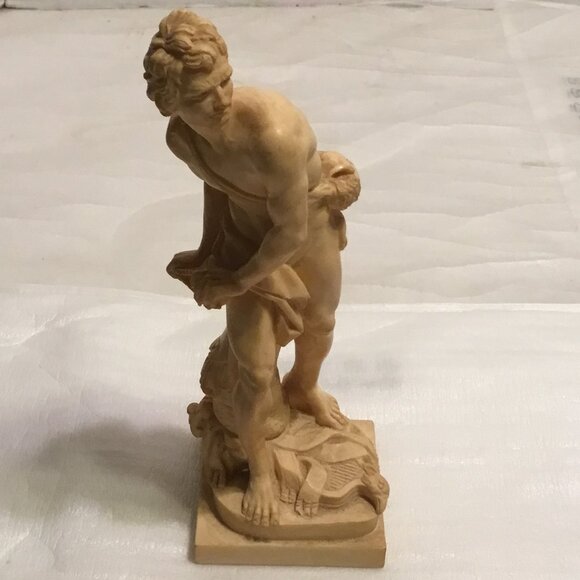 Vintage David by Bernini statue created by renowned Italian artist A. Santini - Picture 1 of 15